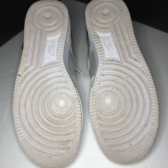 Air Force 1 - Picture 5 of 7